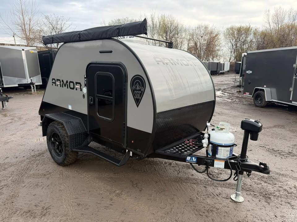 Small caravan - 10 pieds
